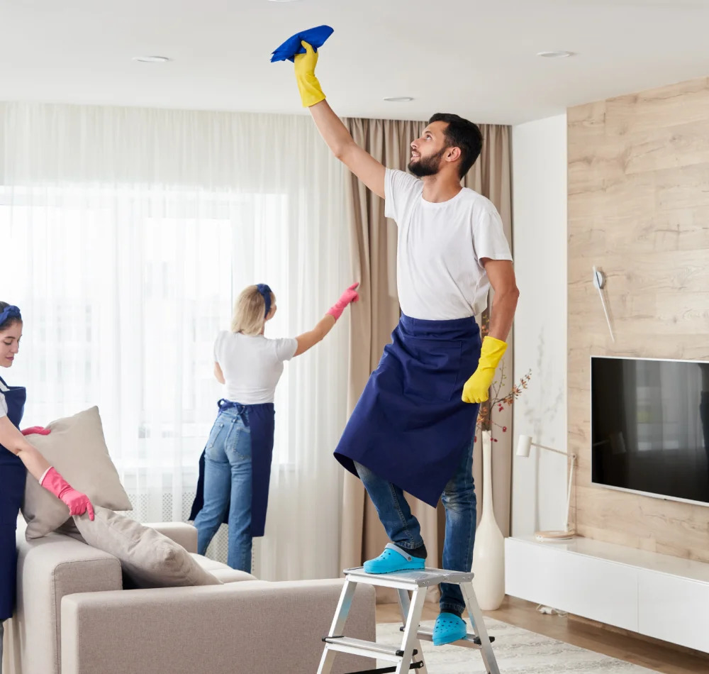 How much is cleaning services per hour in Dubai?