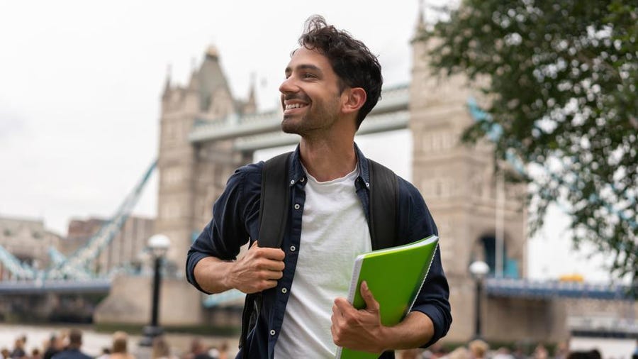 Why Students Seek Help for CIPD Assignment Help for