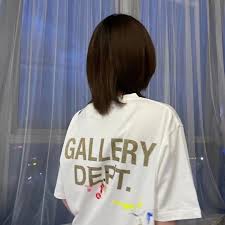 Exploring the Depths of Modern Art Galleries