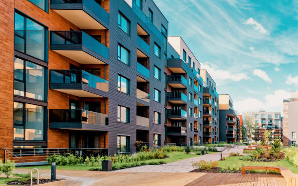 Residential Real Estate: A Guide to Buying and Selling Homes