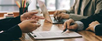 The Costs and Benefits of Hiring a Breach of Contract Lawyer