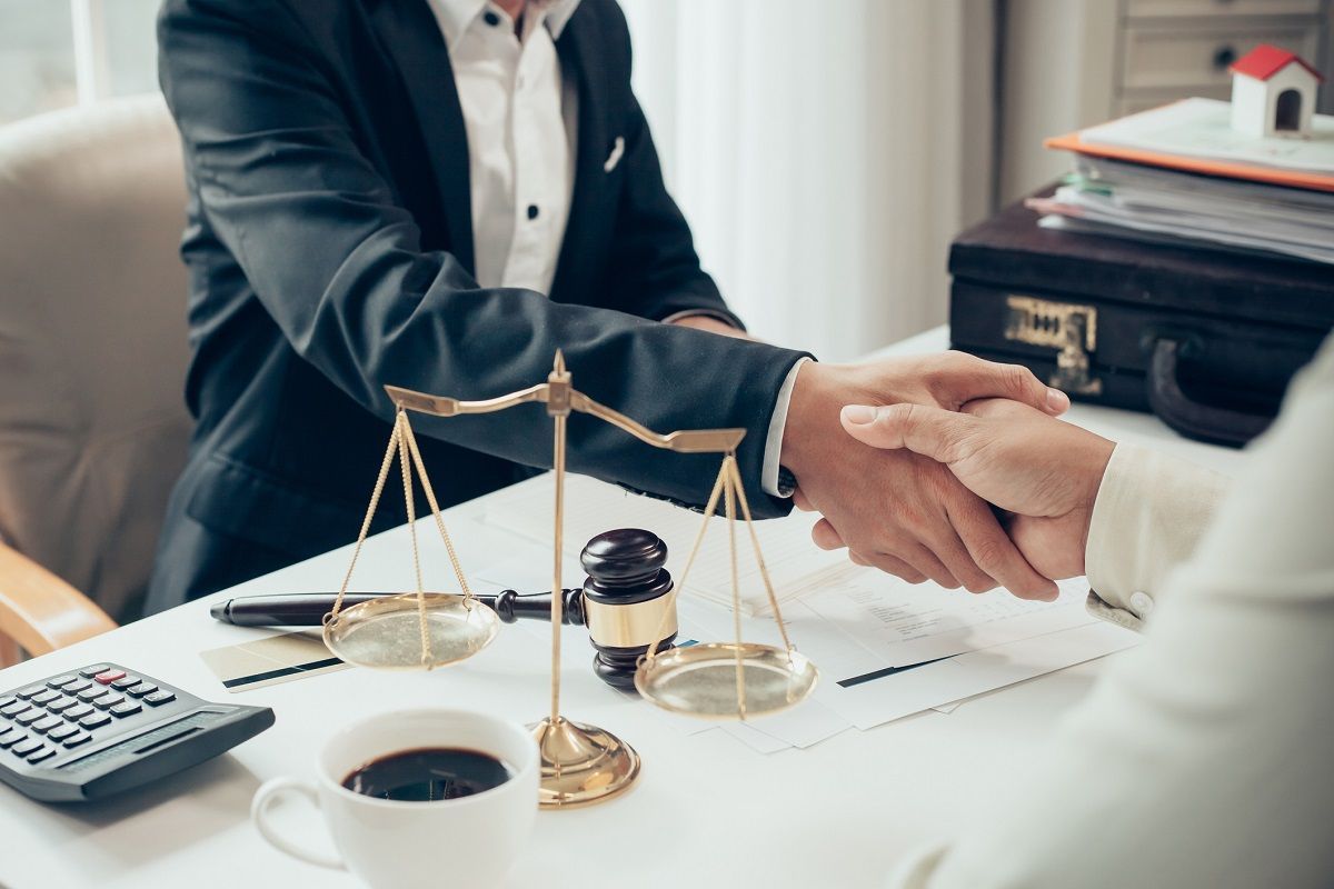 The Role of a Bankruptcy Lawyer in Denver: What to Expect