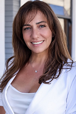 Miranda Junowicz, Compass Real Estate