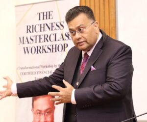 Personal Finance Expert India- Taresh Bhatia