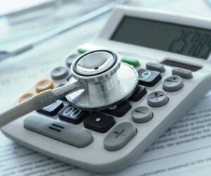 What to Expect When Partnering with a Medical Billing Service?