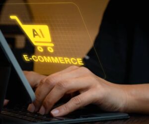 Revolutionizing E-Commerce with AI: Implementing Phygital Technology