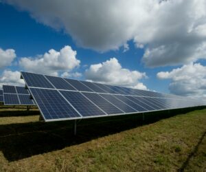 7 Reasons Why Solar-Powered Homes Make Smart Real Estate Investments