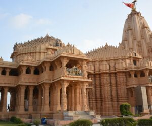 The Majestic Somnath Temple: A Timeless Spiritual Destination