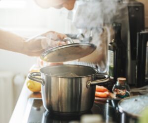 Ultimate Guide to Picking the Right Pressure Cooker