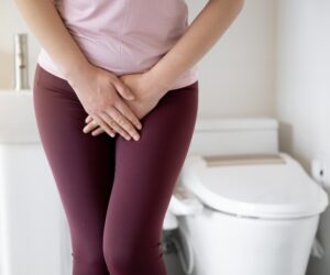Urinary Incontinence in Women: Possible Signs and Symptoms