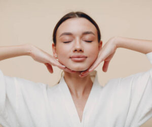 Why is Facelift Surgery Popular?