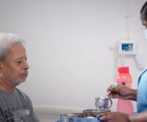 Skilled Nursing Facility vs. Assisted Living: Which One Is Right for Your Loved One?