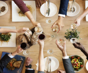 How to Pair Wine with Gourmet Pies for a Fancy Feast