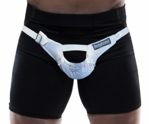 The Benefits of Wearing a Suspensory Testicular Supporter