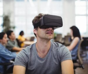 Revolutionizing Employee Learning Through Integrating LXP Platforms
