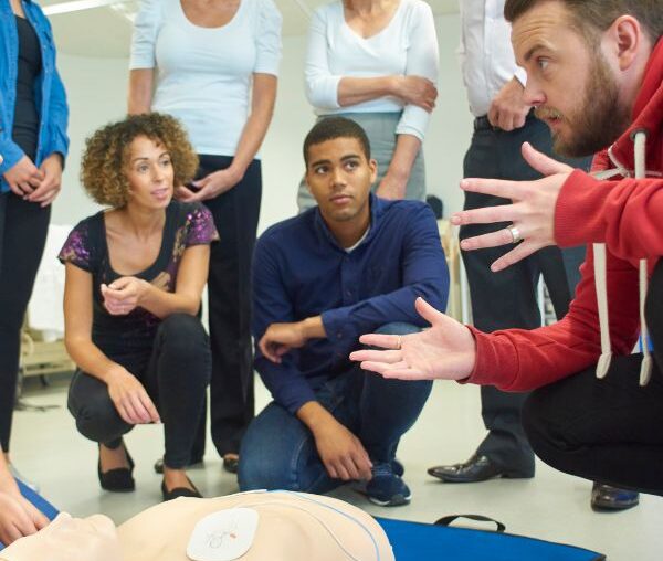 Basic Life Support Courses in Canada: Your Path to Saving Lives and Gaining Skills