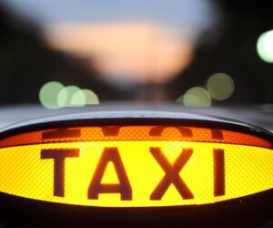 Premium Airport Taxi Services in Barrie for a Smooth Journey