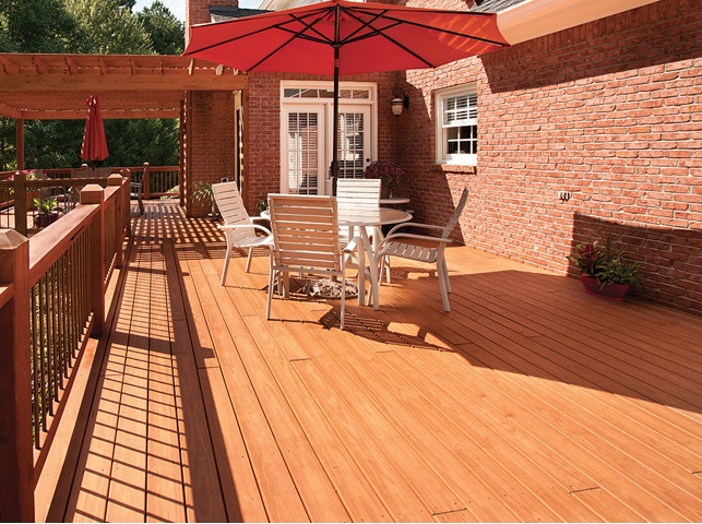 deck construction contractors
