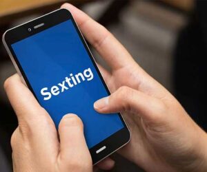 Snapchat Sexting and Telegram Sexting in Modern Connectivity