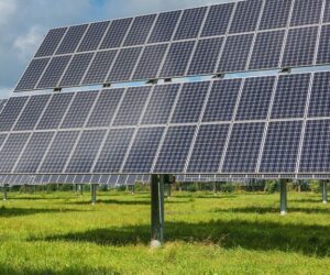 The Importance of Regular Solar Panel Maintenance Services