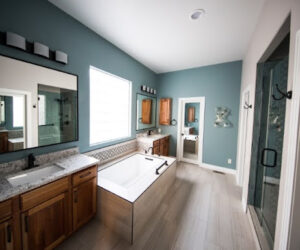 Expert Small Bathroom Remodeling San Jose to Fully Utilize the Space