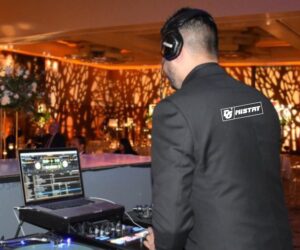 Choosing the Right DJ for Your Wedding Celebration