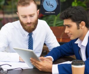 How can an ESI PF consultant help you avoid legal penalties?