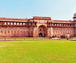Explore India with Our Delhi Agra Jaipur Tour Package