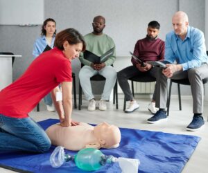Why Every Dental Professional Should Take a Basic Life Support Course